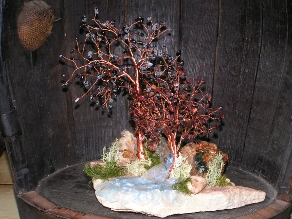 Yggdrasyl'v arbres de vie, créations Sylvie Joigneau